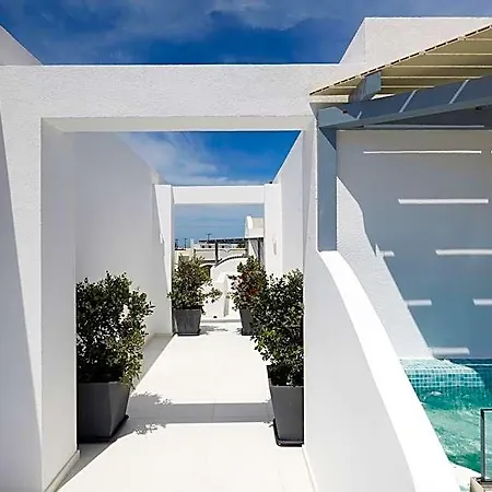 Отель Amara Santorini