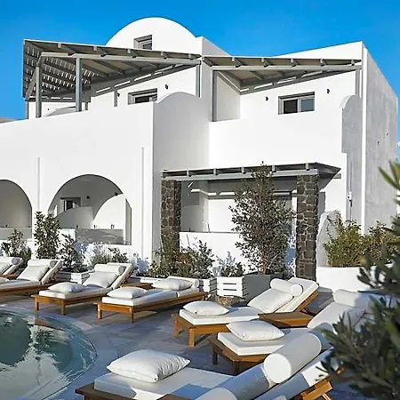 Amara Santorini